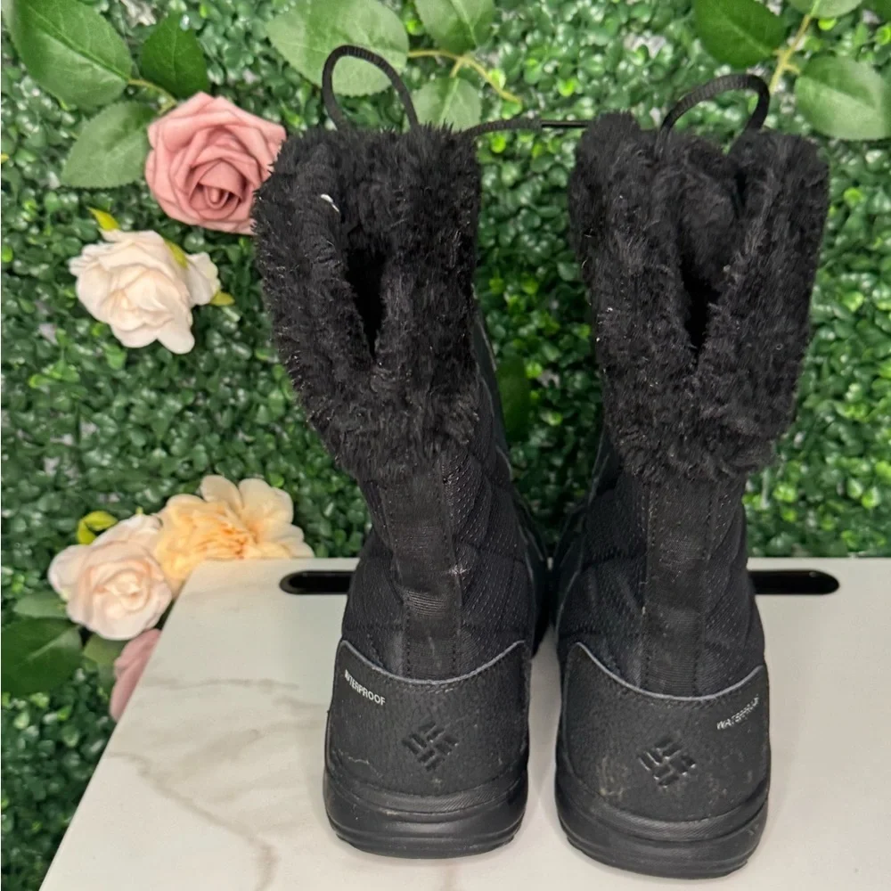 Columbia cozy durable